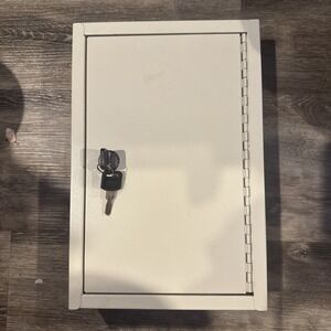 MMF Industries Locking Steel 30Key Cabinet, 2 lock keys 12x8x2.5 35 key tags EUC